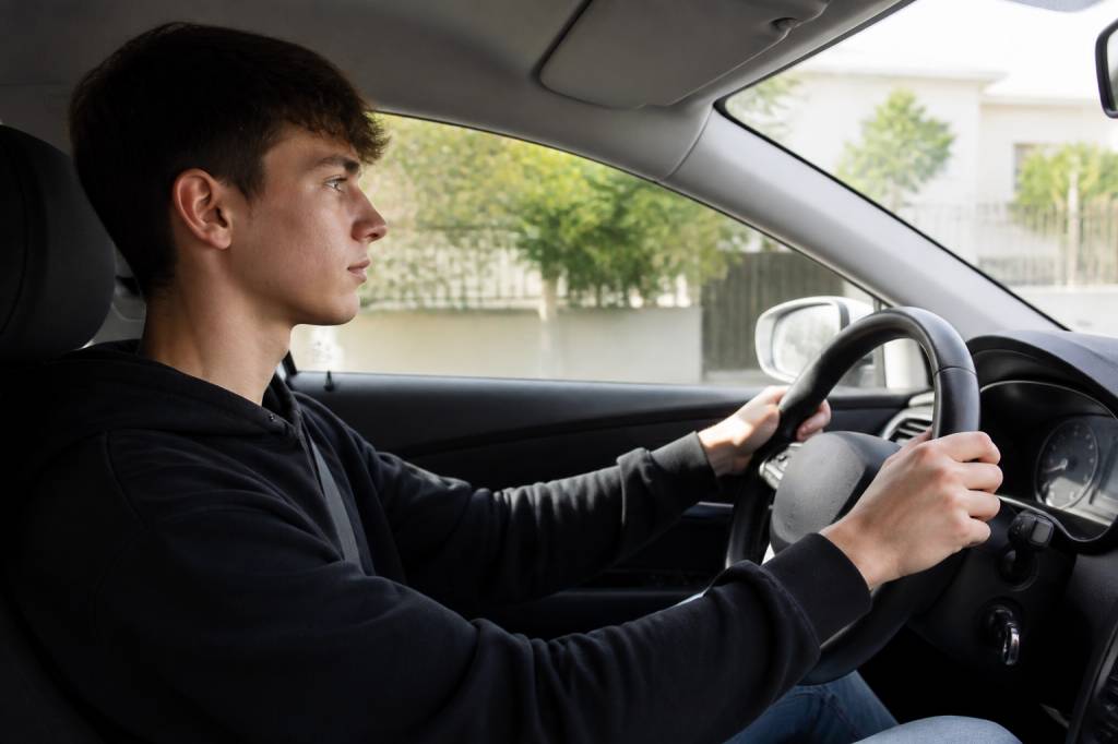 A quel age peut on conduire une voiture en France ?